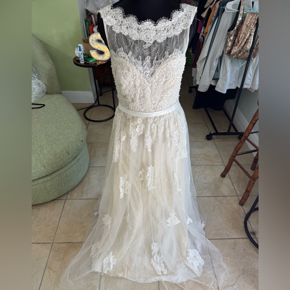 Lace Bridal Gown in Cream